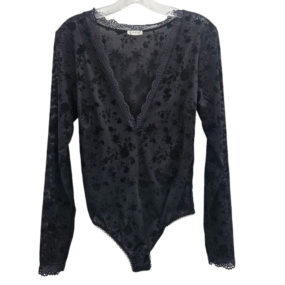 Intimately Free People Babes in Bandeaus Bodysuit Size Large Thong Black Lace